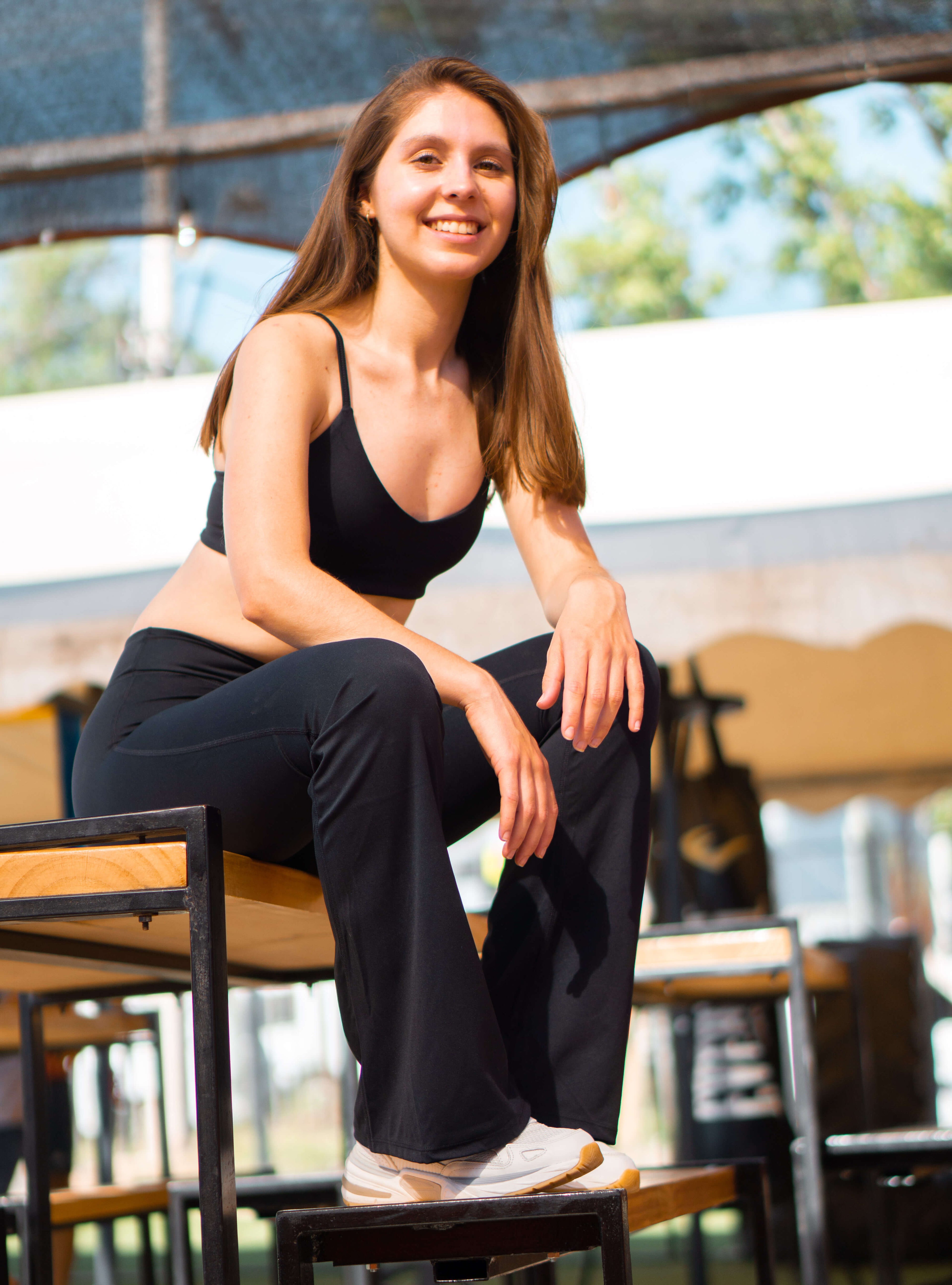 Calzas Flare: La Tendencia que Arrasa en la Moda Deportiva