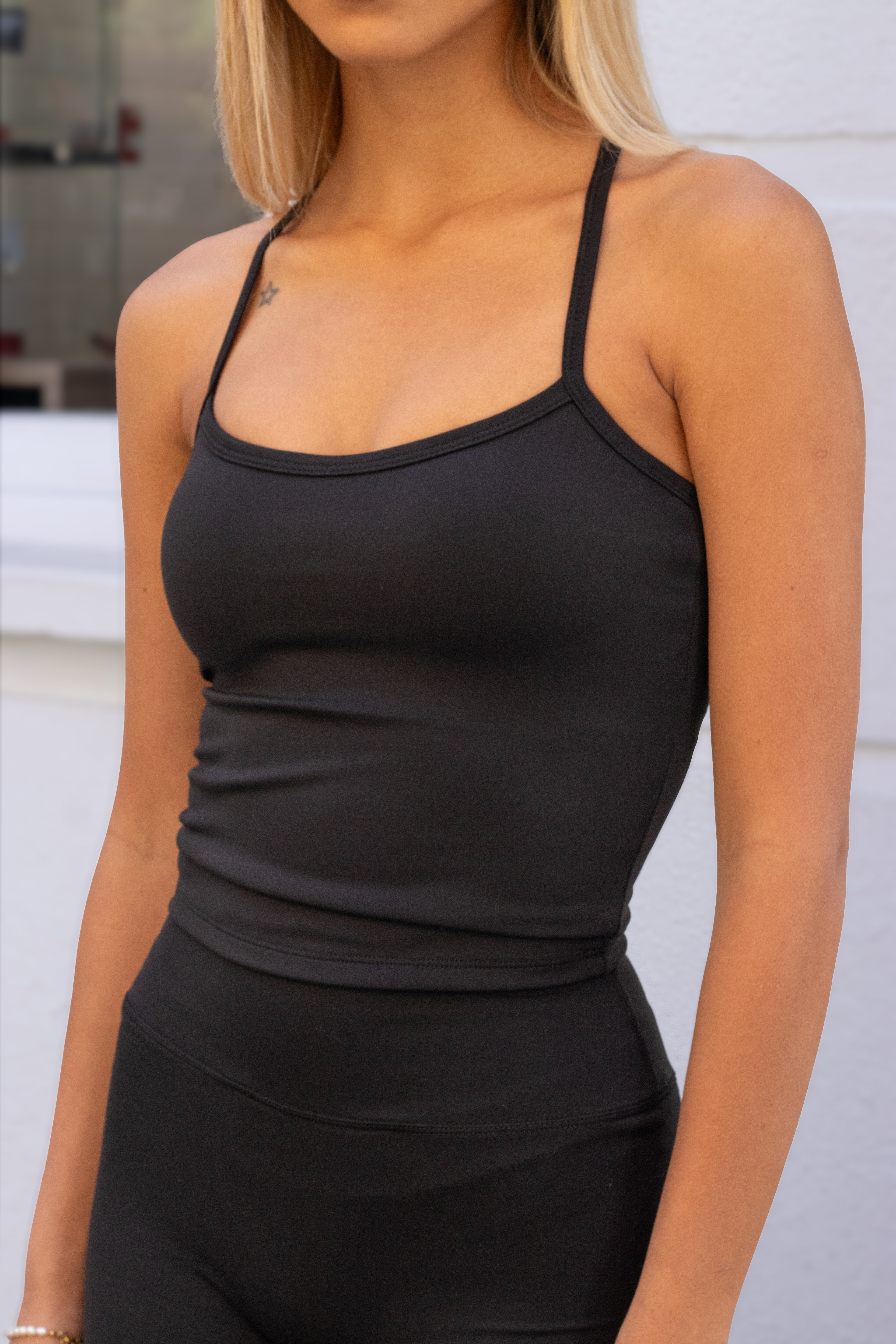Conjunto Short y Bra Black MOVE ⚫