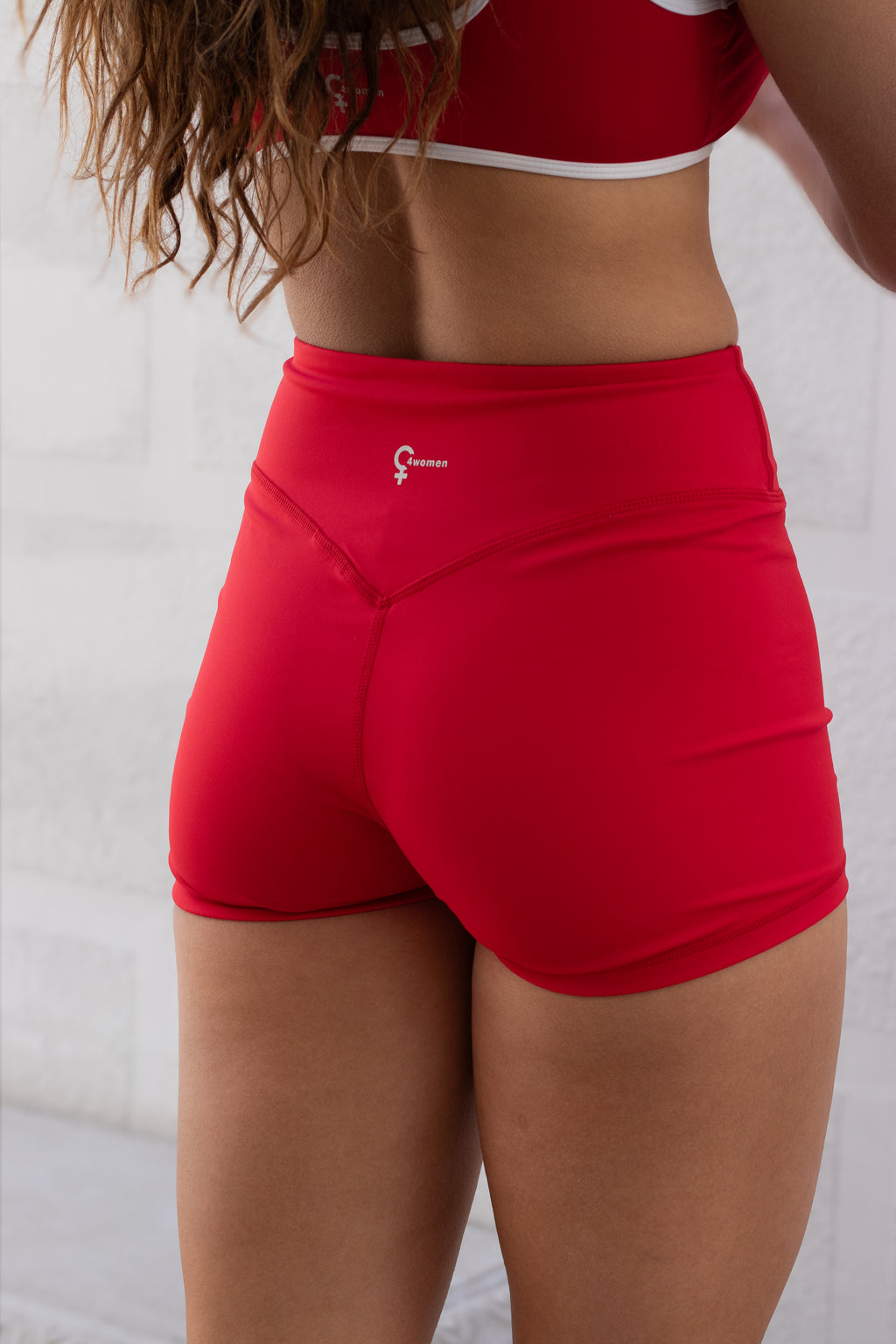 Short Cherry Red ✨ LIMITED EDITION 🍒