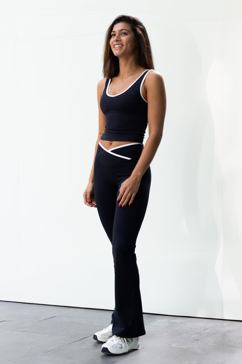 Bra V long black